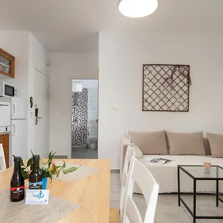Cn Studio-apartment * Toroni